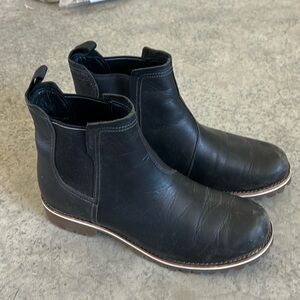Chaco Fields Chelsea Boot sz 10